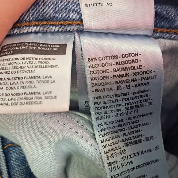 Levi's Women's Wedgie Straight Stretch Jean size 30 - Picture 9 of 10